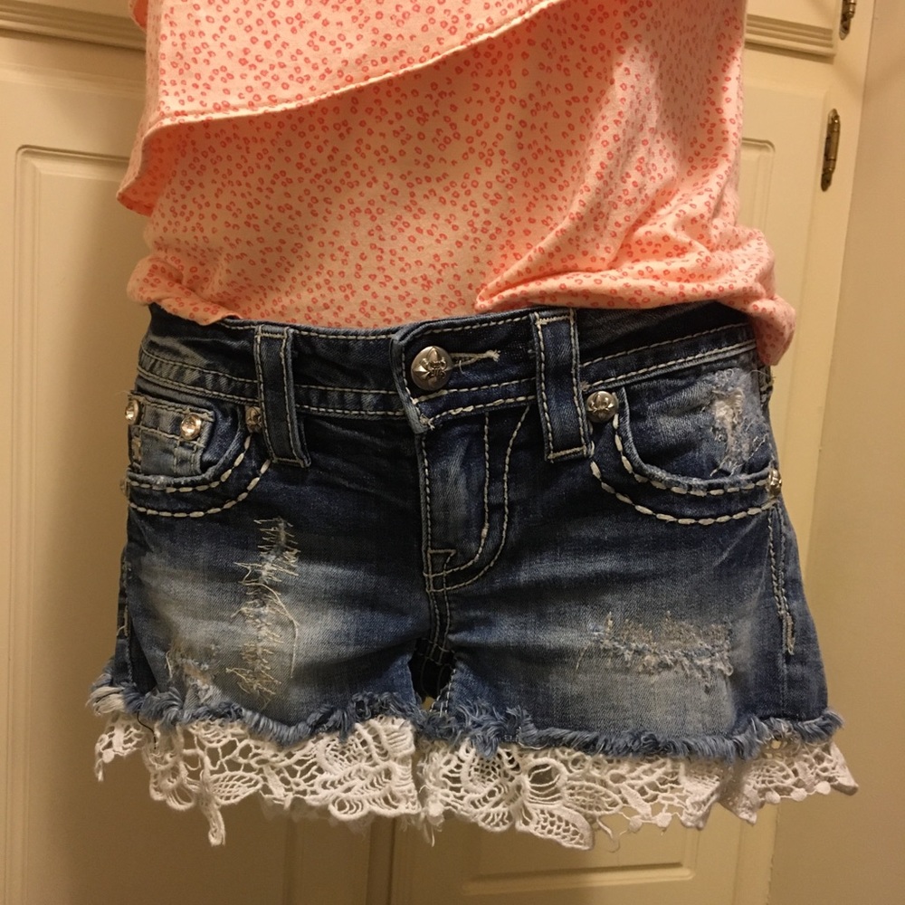 Miss Me Lace-bottom dean shorts